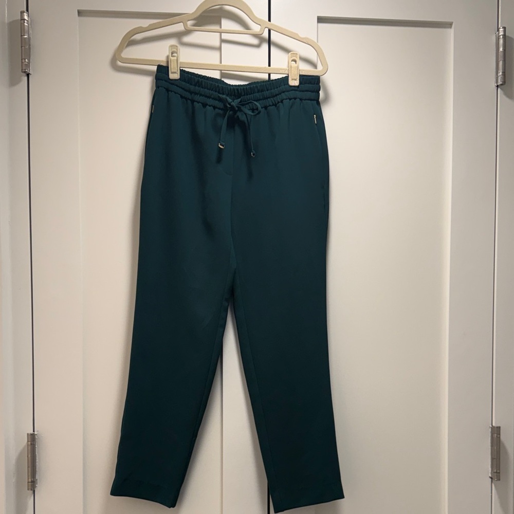 Women’s forest green elastic dress pants